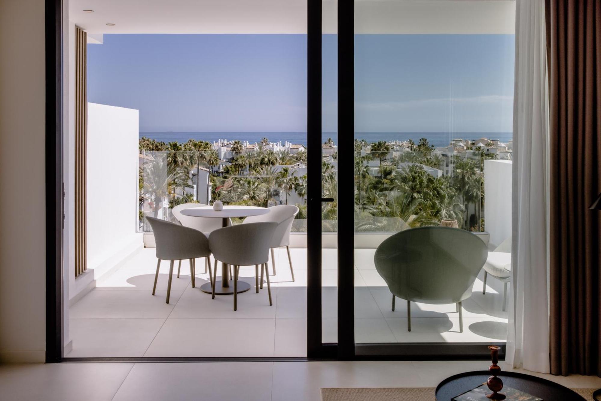 The Flag Hotel Marbella, Estepona Adult Recommended المظهر الخارجي الصورة