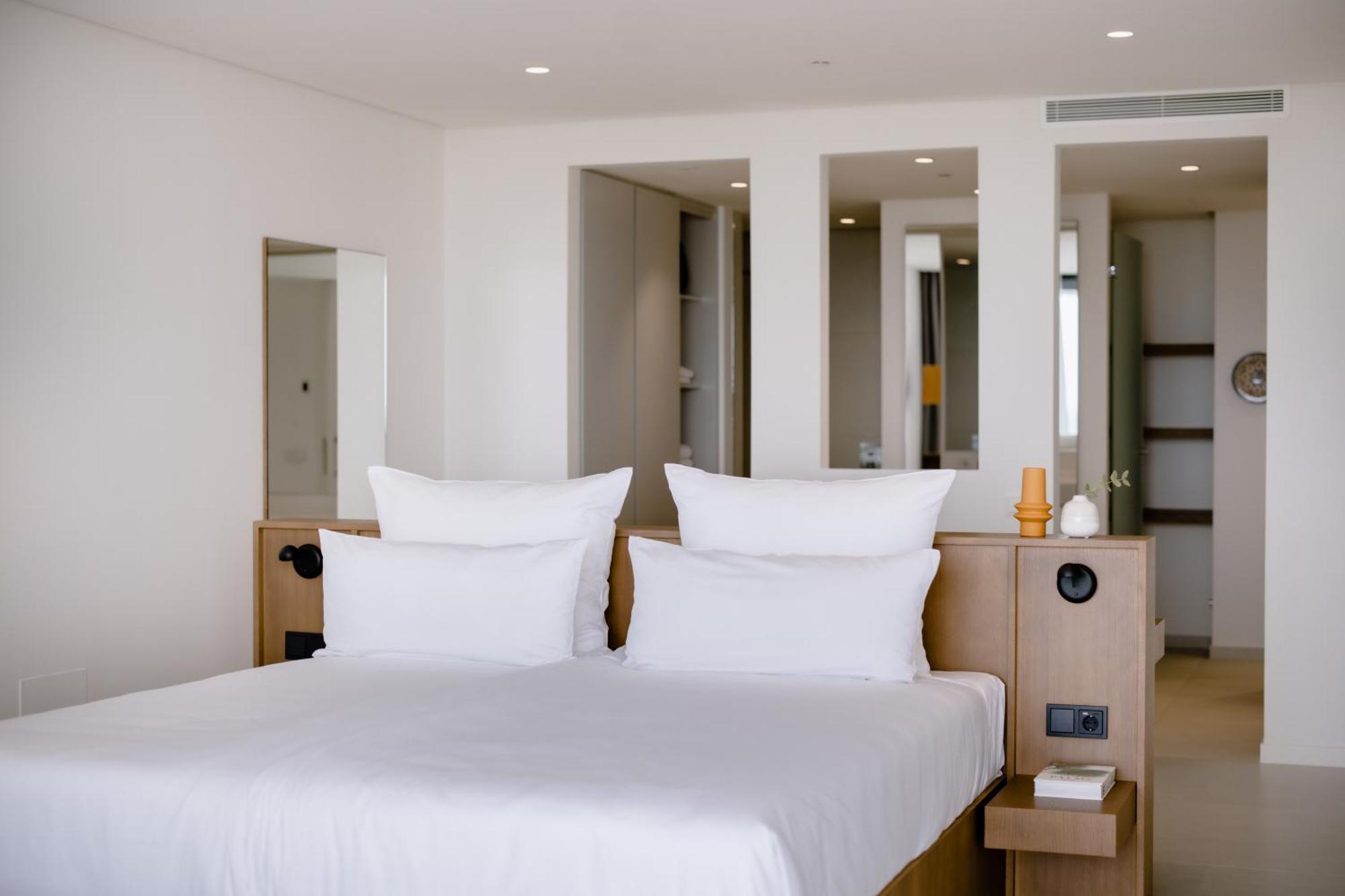 The Flag Hotel Marbella, Estepona Adult Recommended المظهر الخارجي الصورة