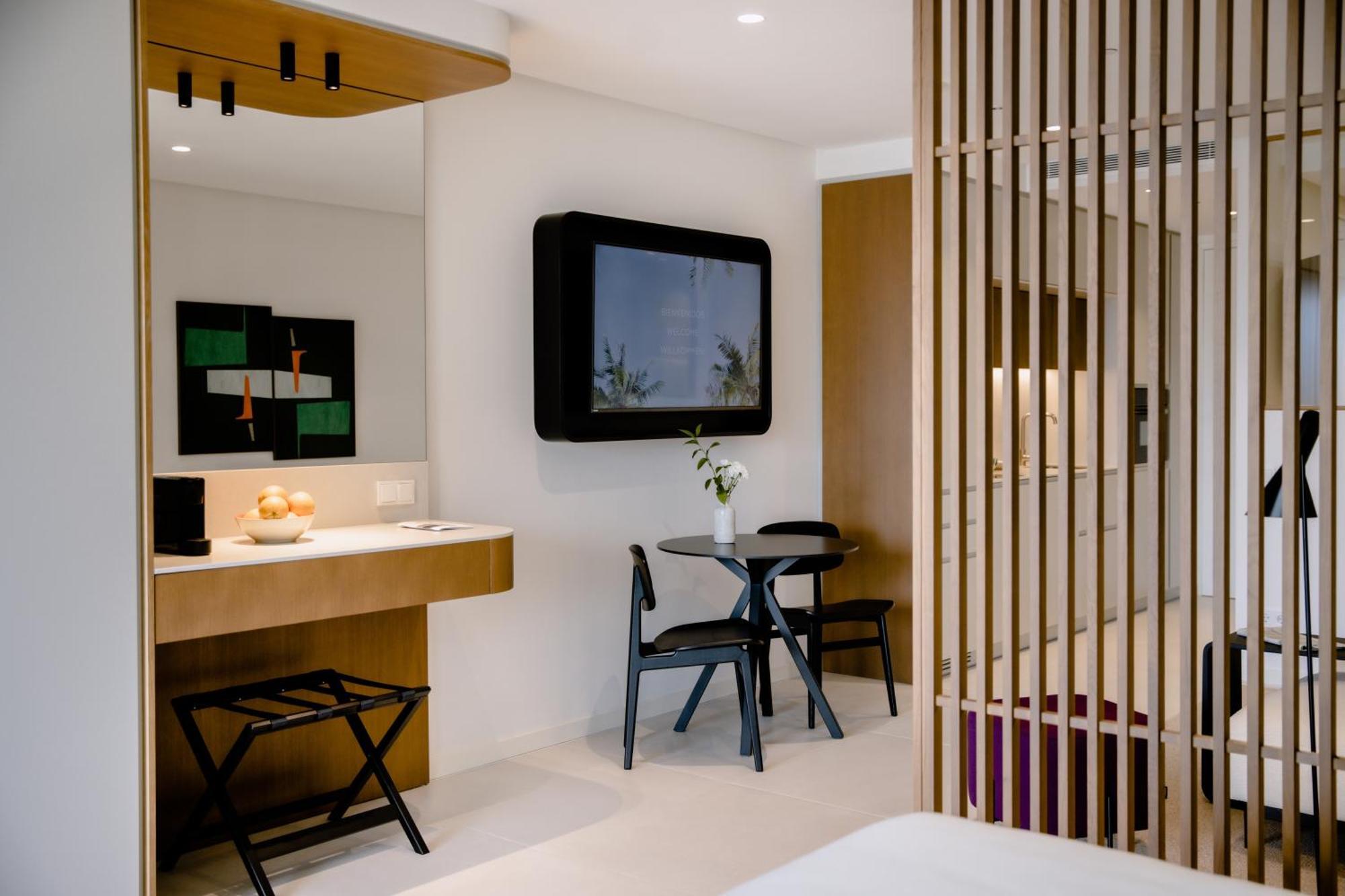 The Flag Hotel Marbella, Estepona Adult Recommended المظهر الخارجي الصورة