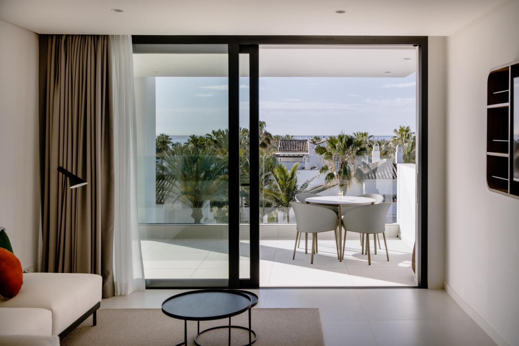 The Flag Hotel Marbella, Estepona Adult Recommended المظهر الخارجي الصورة