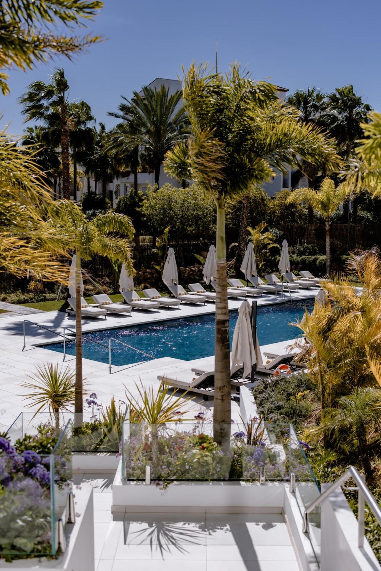 The Flag Hotel Marbella, Estepona Adult Recommended المظهر الخارجي الصورة
