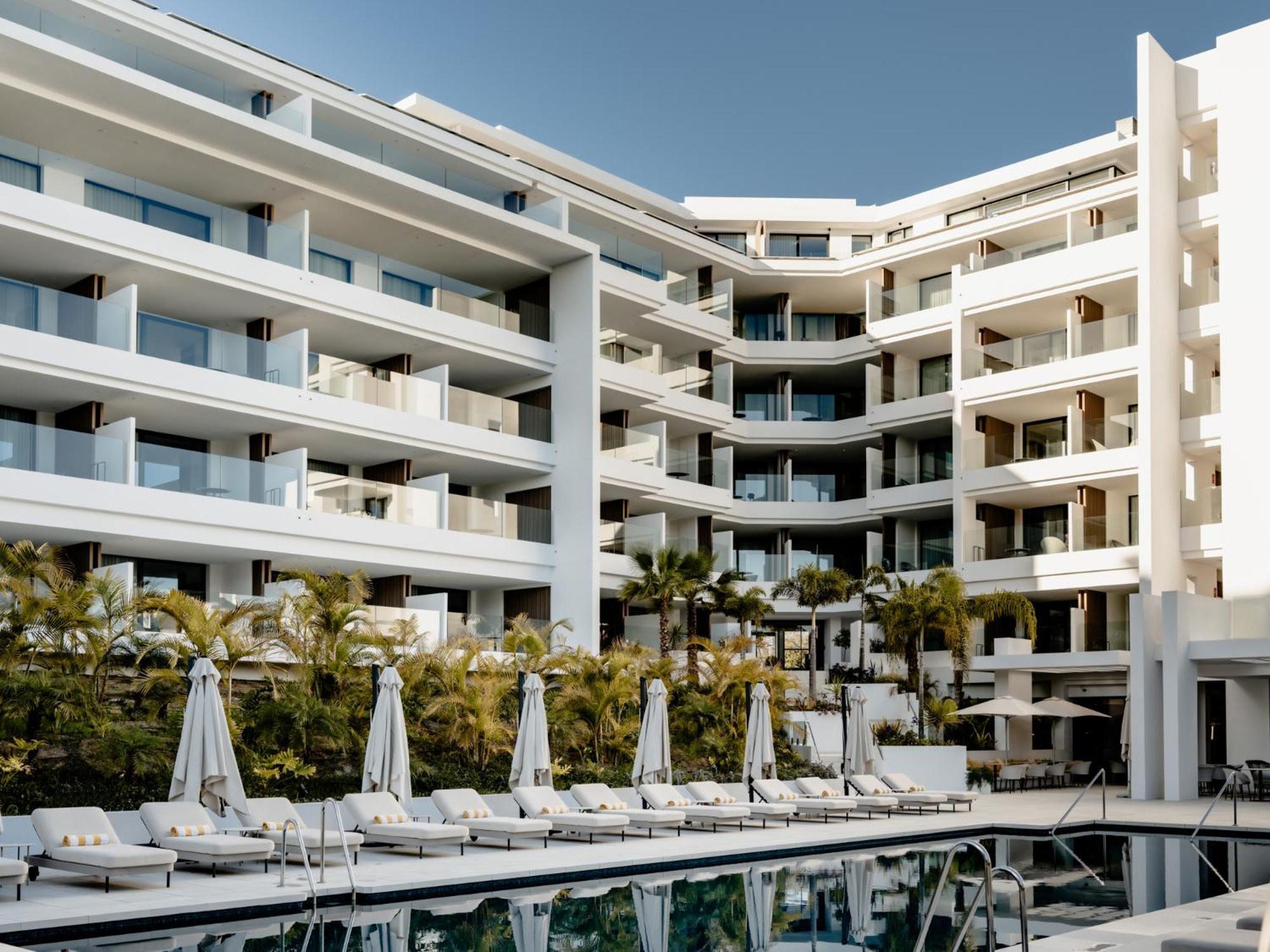 The Flag Hotel Marbella, Estepona Adult Recommended المظهر الخارجي الصورة